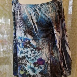 Beautiful flowing blue printed top 3/4 sleeve